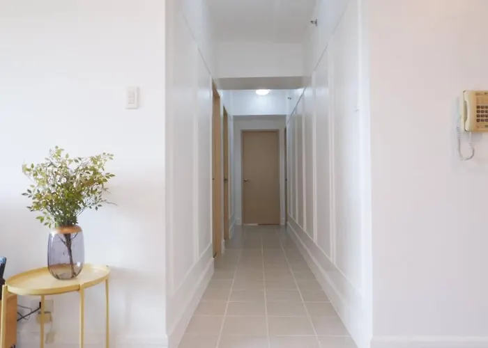 3br Unit At Bgc Forbeswood Parklane *