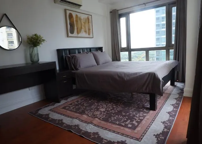 3br Unit At Bgc Forbeswood Parklane