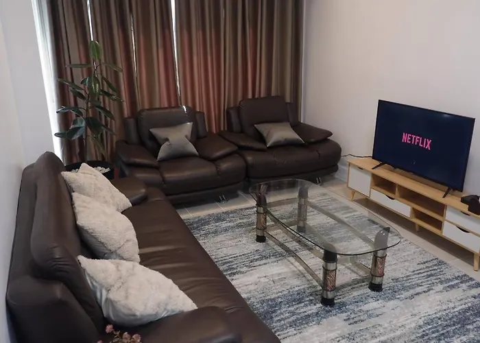 Apartamento 3br Unit At Bgc Forbeswood Parklane Manila