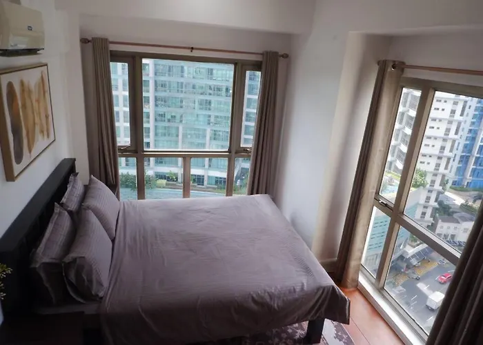 Apartamento 3br Unit At Bgc Forbeswood Parklane Manila